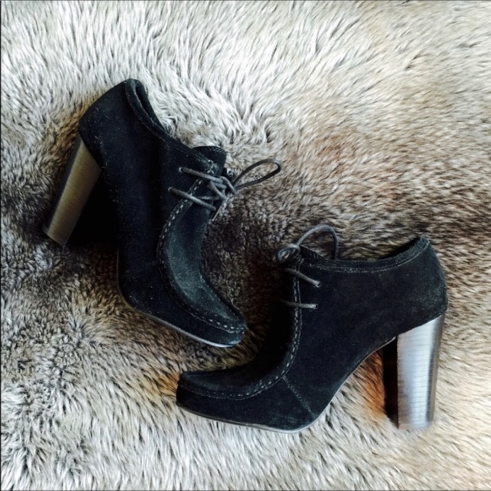New Ralph Lauren Black Suede Lace up  Booties
